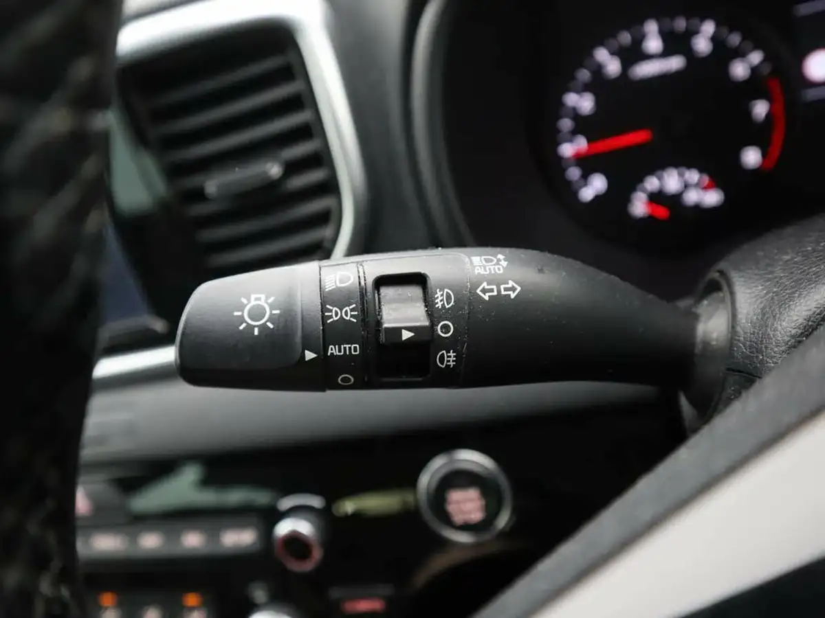 2020-kia-sportage-16-t-gdi-gt-line-big-24
