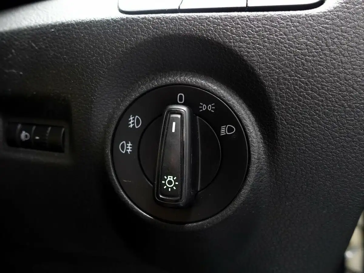2019-skoda-fabia-10-tsi-monte-carlo-110ps-hatchback-big-31