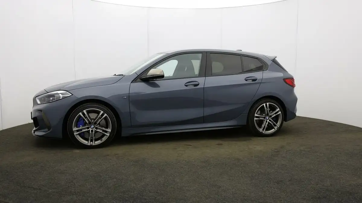 2020-bmw-1-series-20-m135i-xdrive-big-26