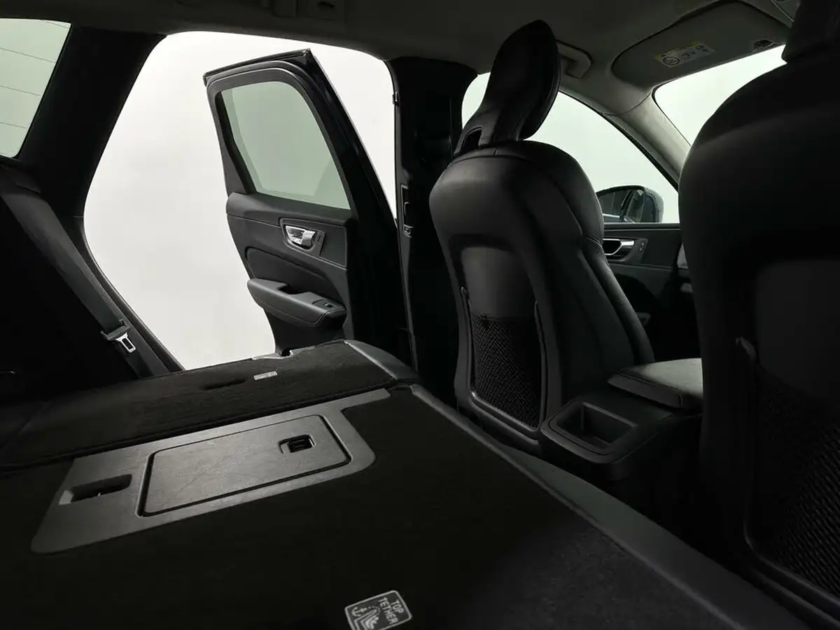 2019-volvo-xc60-20td-b4-momentum-big-44
