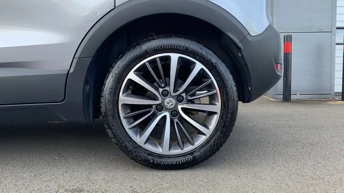 2020-vauxhall-crossland-x-12-elite-nav-130ps-turbo-auto-big-14