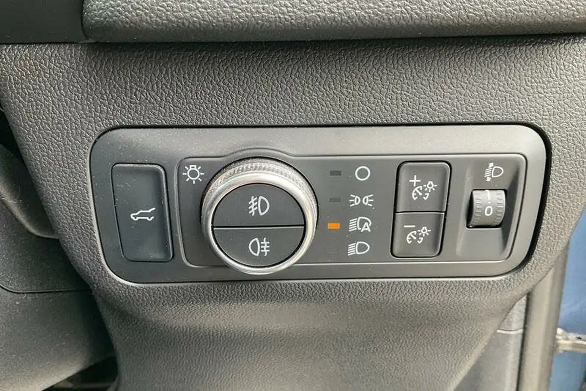 2022-ford-kuga-big-34