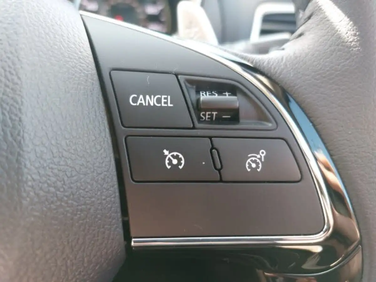 2020-mitsubishi-eclipse-cross-15-dynamic-4wd-auto-big-12