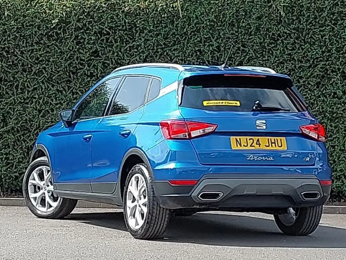 2024-seat-arona-10-tsi-fr-110ps-dsg-big-1