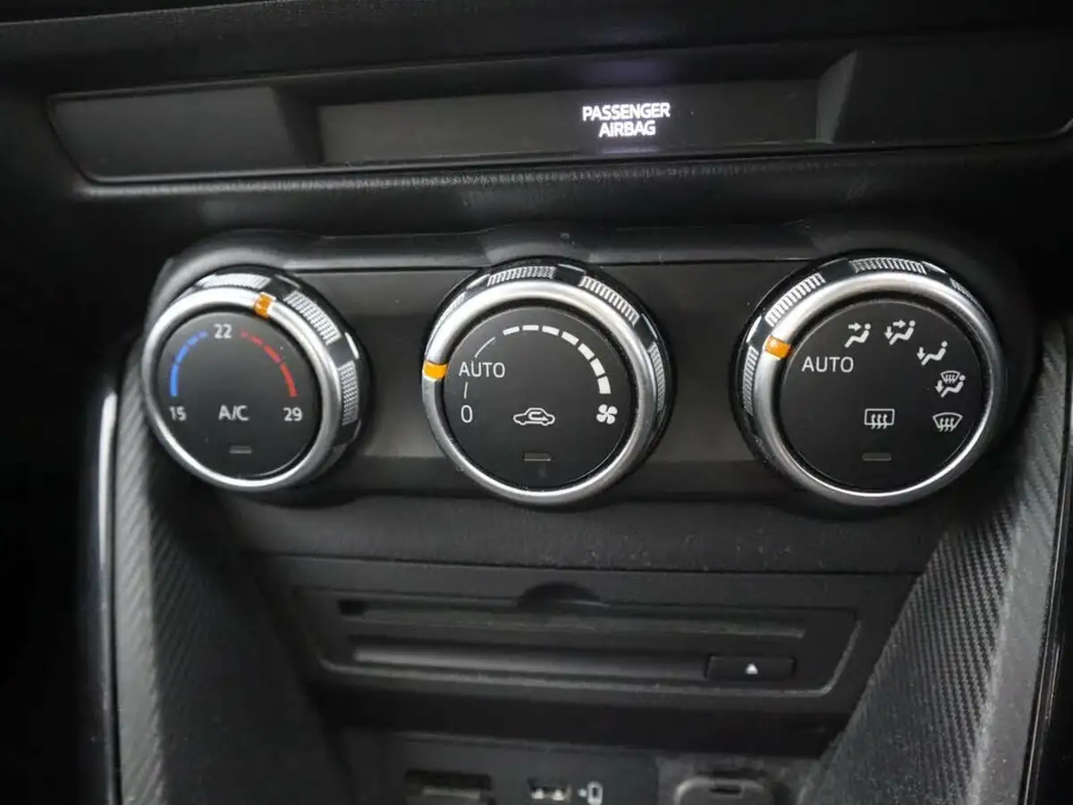 2021-mazda-mazda2-15-skyactiv-g-se-l-mhev-hybrid-big-15