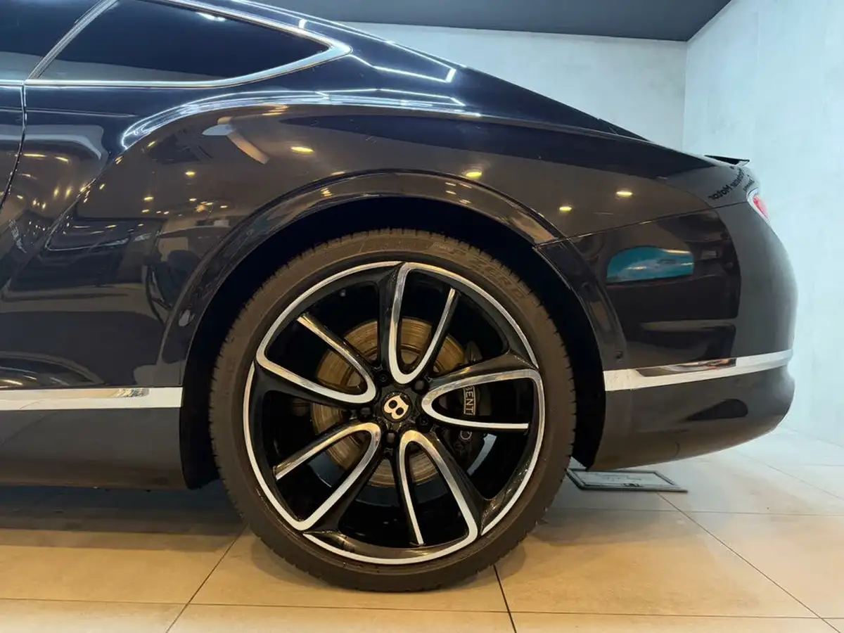 2018-bentley-continental-60-gt-635ps-coupe-big-29