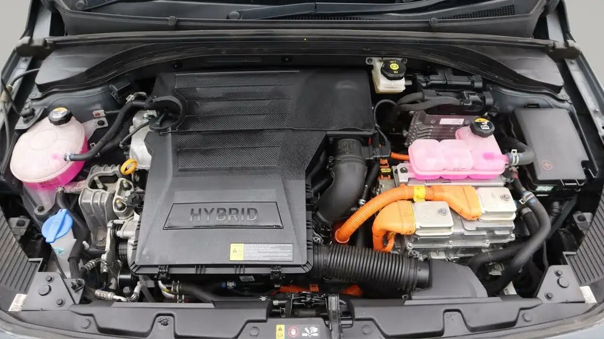 2021-hyundai-ioniq-16-gdi-premium-se-hybrid-big-19
