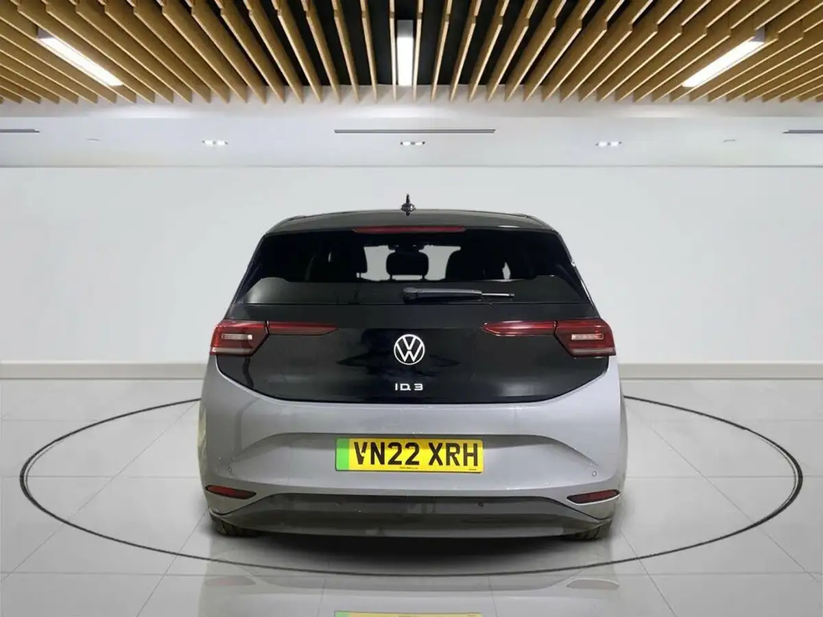 2022-volkswagen-id3-e-family-204ps-performance-big-5