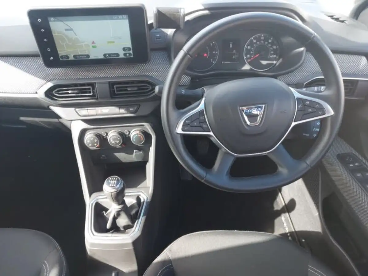2022-dacia-sandero-10-tce-comfort-90bhp-big-6