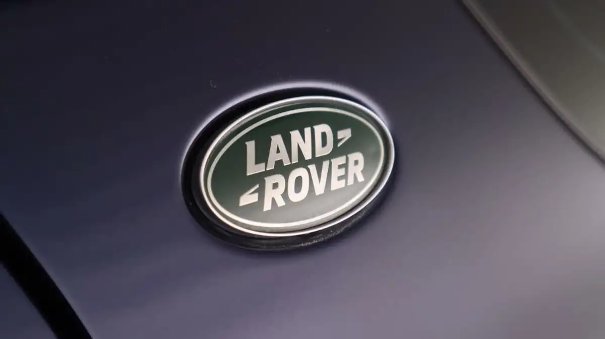 2021-land-rover-discovery-sport-15-p300e-r-dynamic-se-big-18