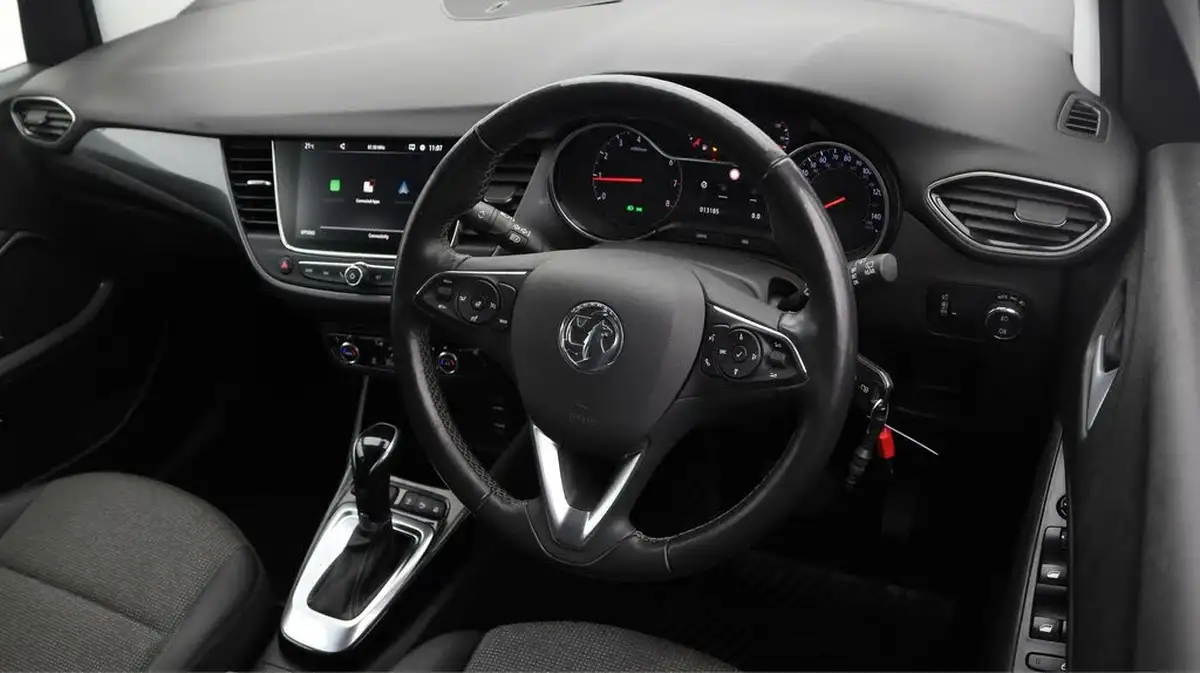 2022-vauxhall-crossland-12-elite-edition-130ps-auto-big-8