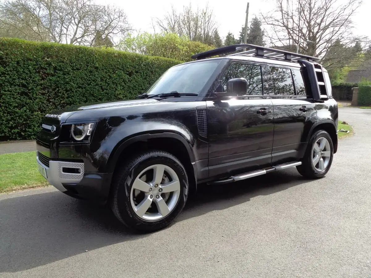 2021-land-rover-110-defender-30-d300-hard-top-hse-110-big-3
