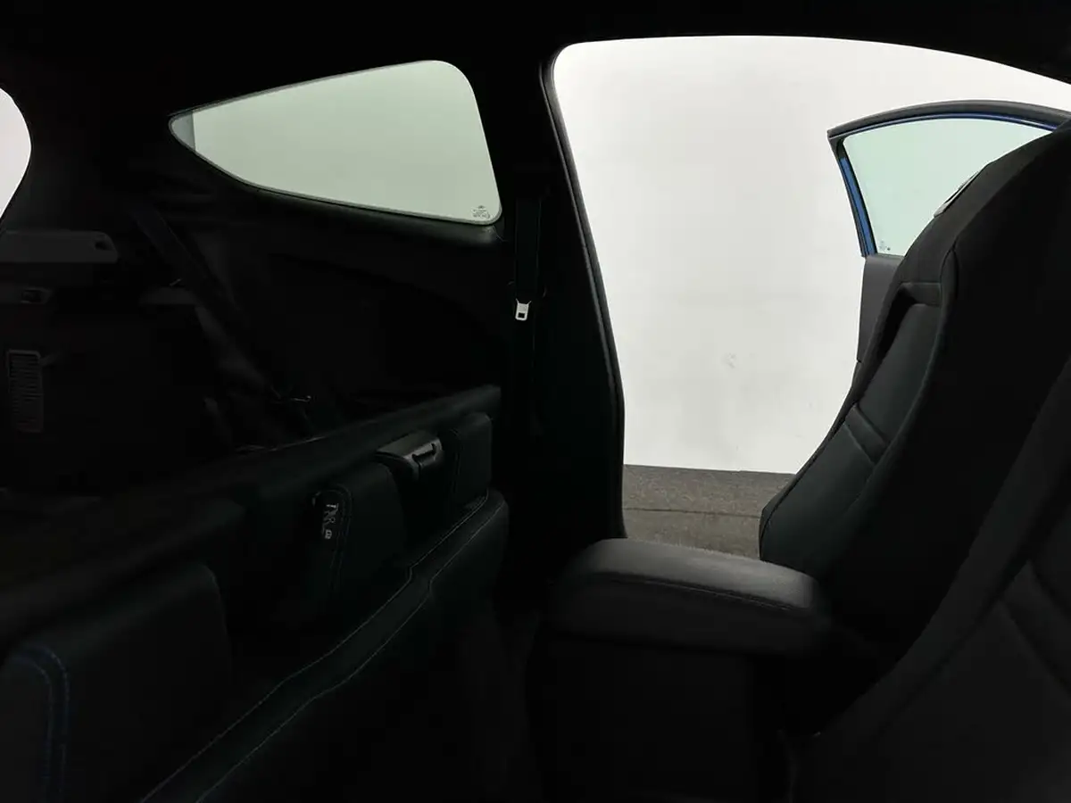 2019-ford-fiesta-15t-st-2-3d-big-38