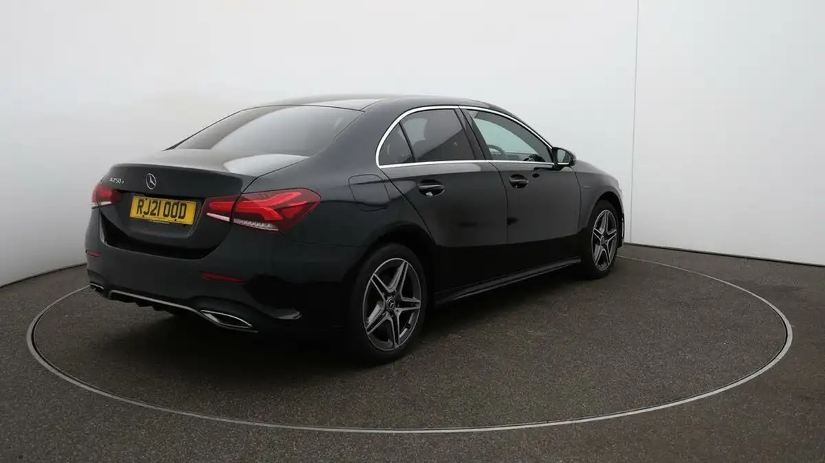 2021-mercedes-benz-a-class-13-a250e-amg-line-saloon-4d-big-45