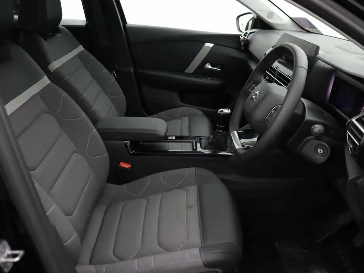 2024-citroen-c4-12-puretech-plus-130ps-ss-big-12
