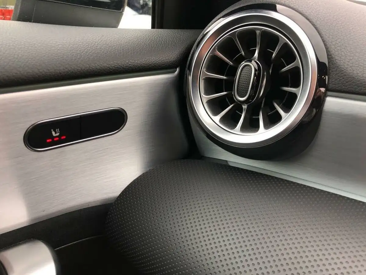 2021-mercedes-benz-a-class-13-a200-amg-line-premium-hatchback-5d-7g-dct-big-24