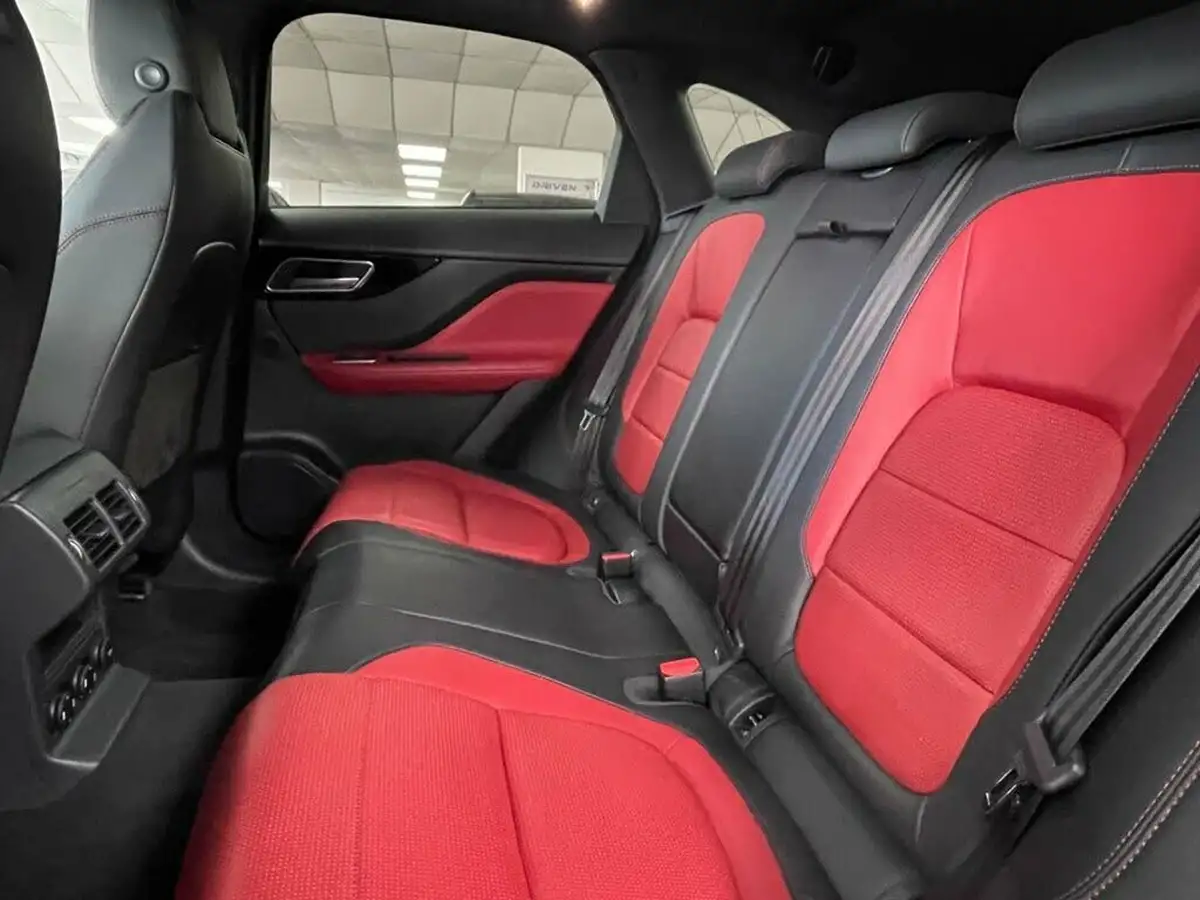 2018-jaguar-f-pace-20-i4d-r-sport-180ps-awd-auto-big-24