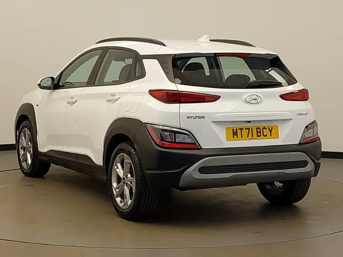 2021-hyundai-kona-10-t-gdi-se-connect-big-1