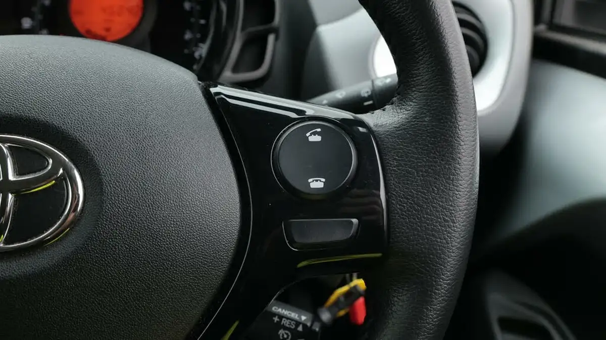 2020-toyota-aygo-10-vvt-i-x-trend-big-23