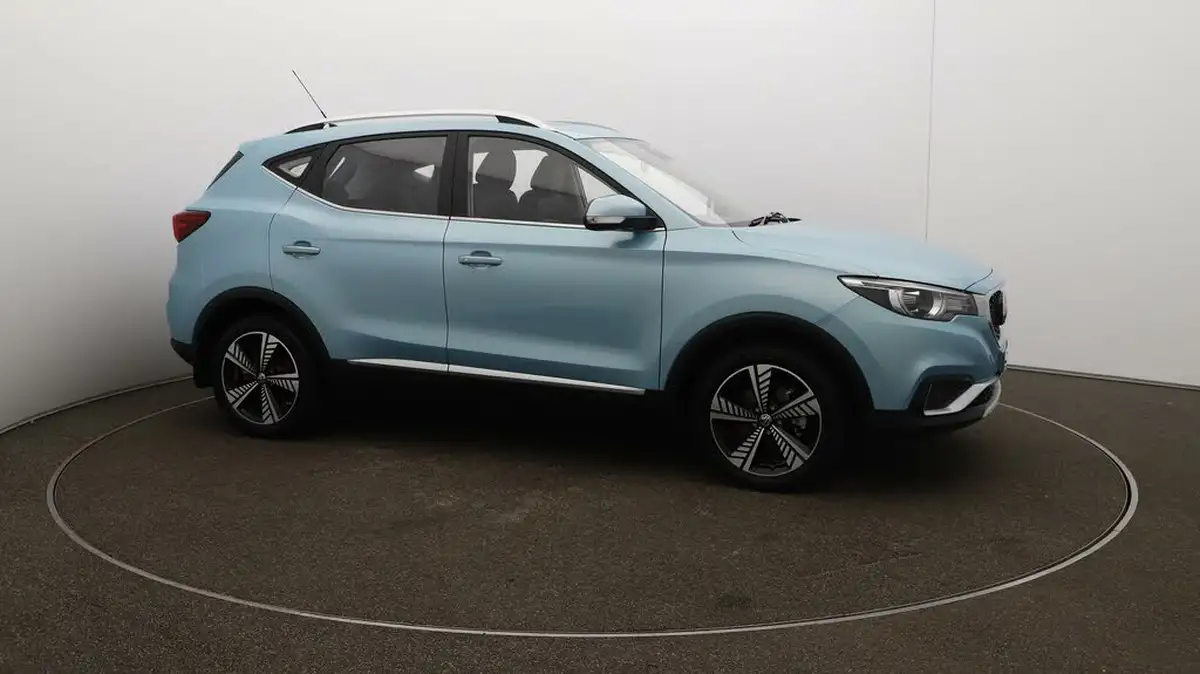 2021-mg-zs-suv-e-exclusive-ev-big-40