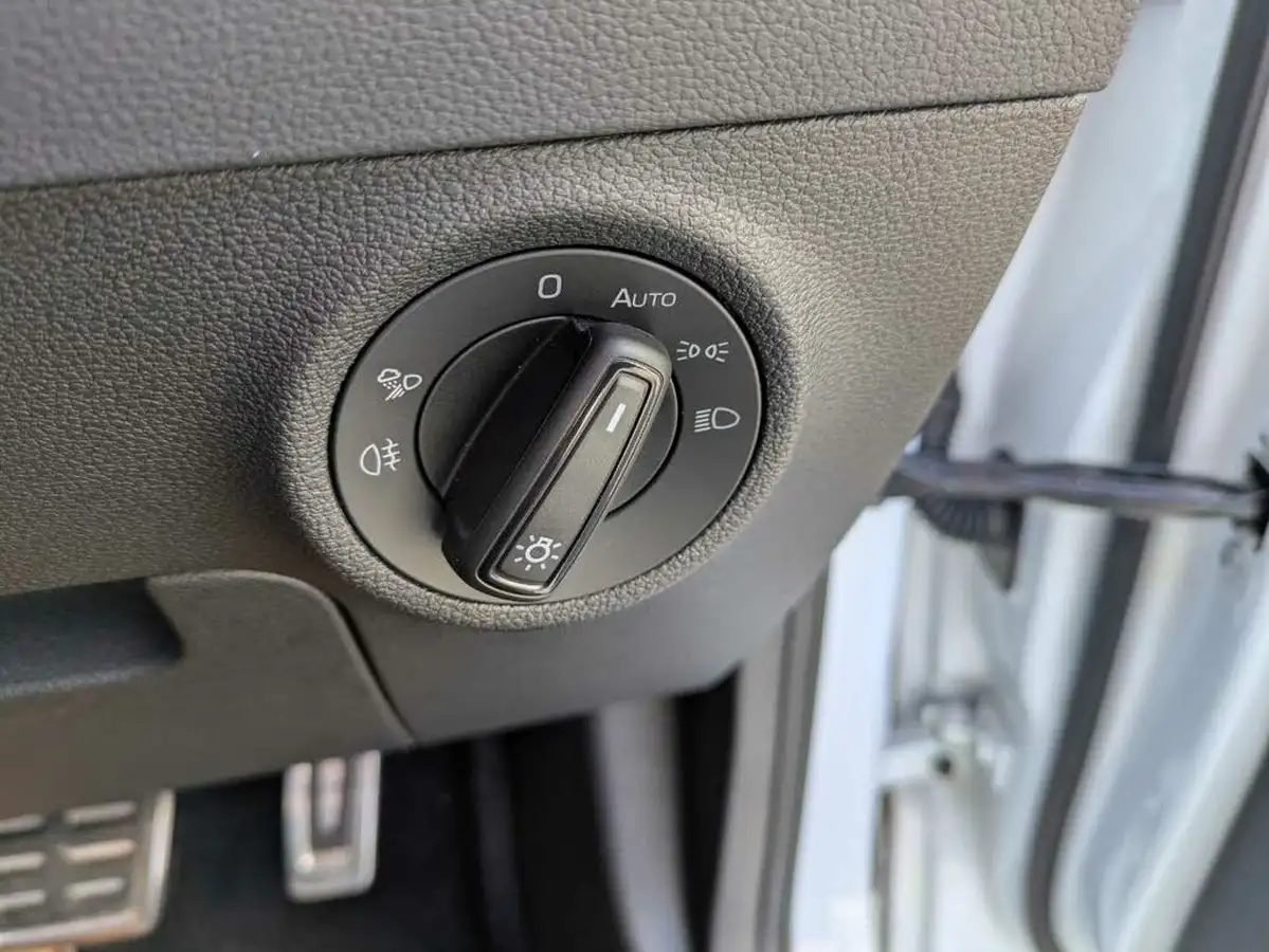 2023-skoda-karoq-15-tsi-sportline-dsg-big-15