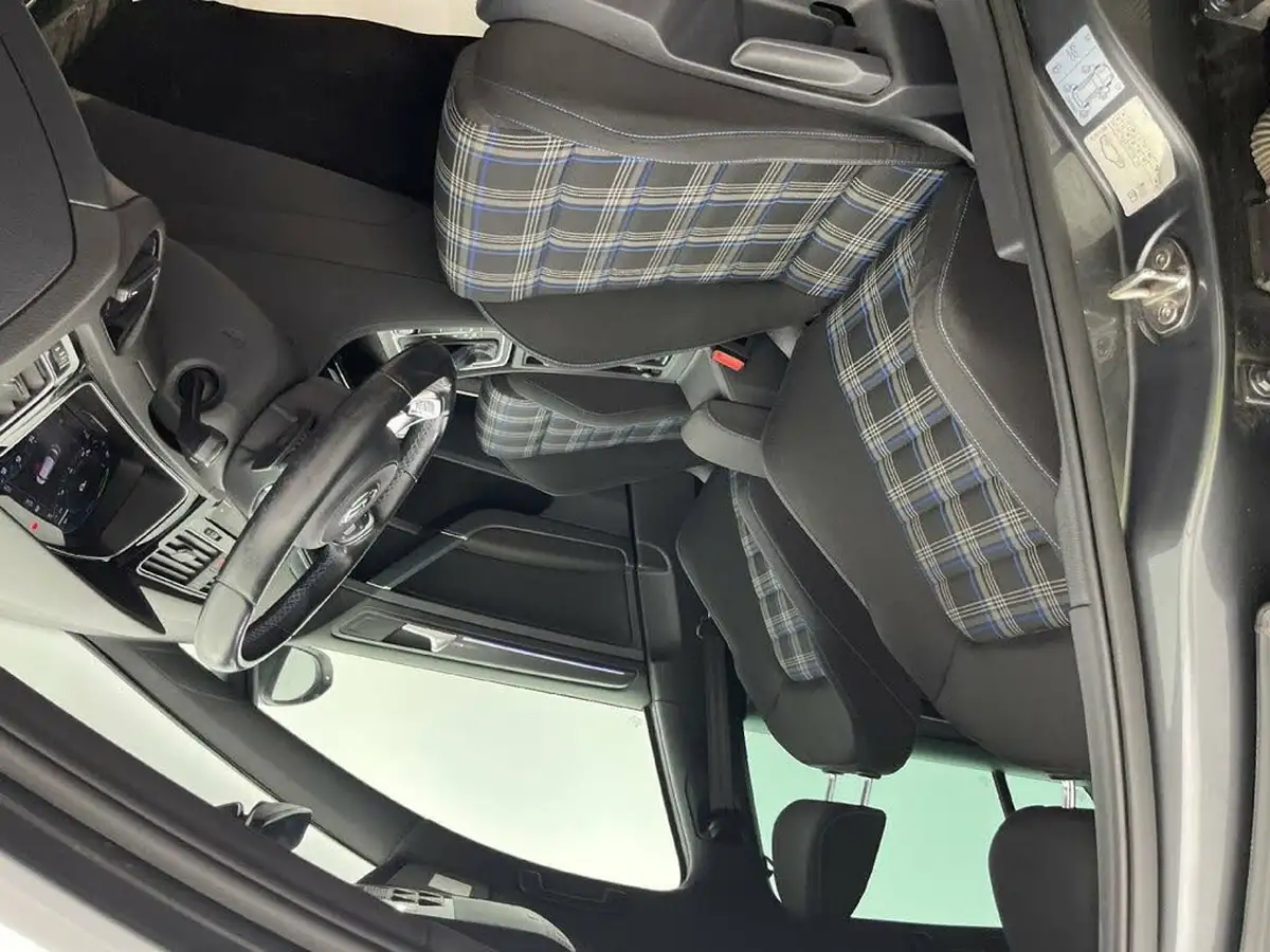2020-volkswagen-golf-14-tsi-gte-advance-big-11