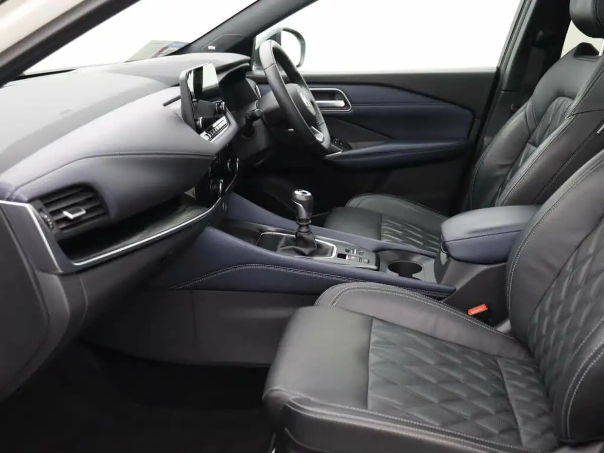 2021-nissan-qashqai-13-dig-t-tekna-big-20