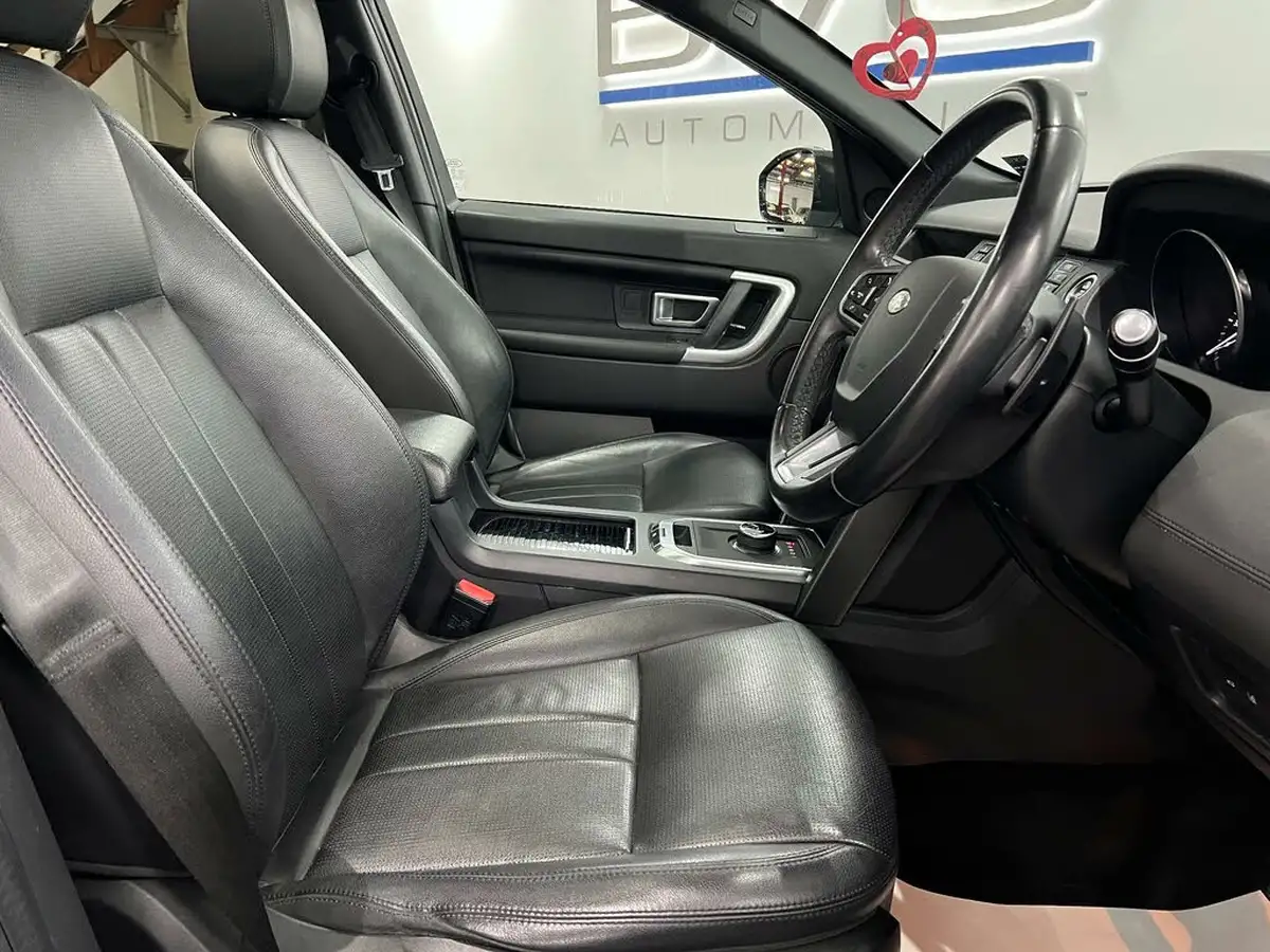 2019-land-rover-discovery-sport-20td4-landmark-big-22