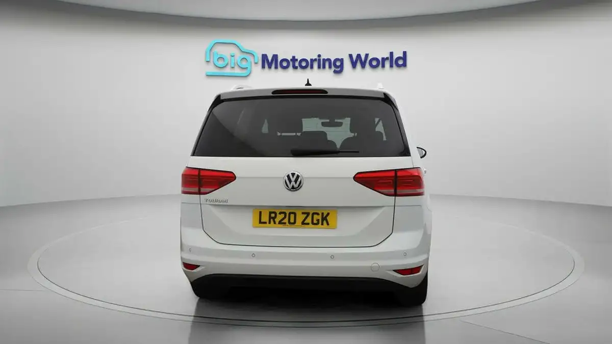 2020-volkswagen-touran-20tdi-se-family-115ps-dsg-big-6