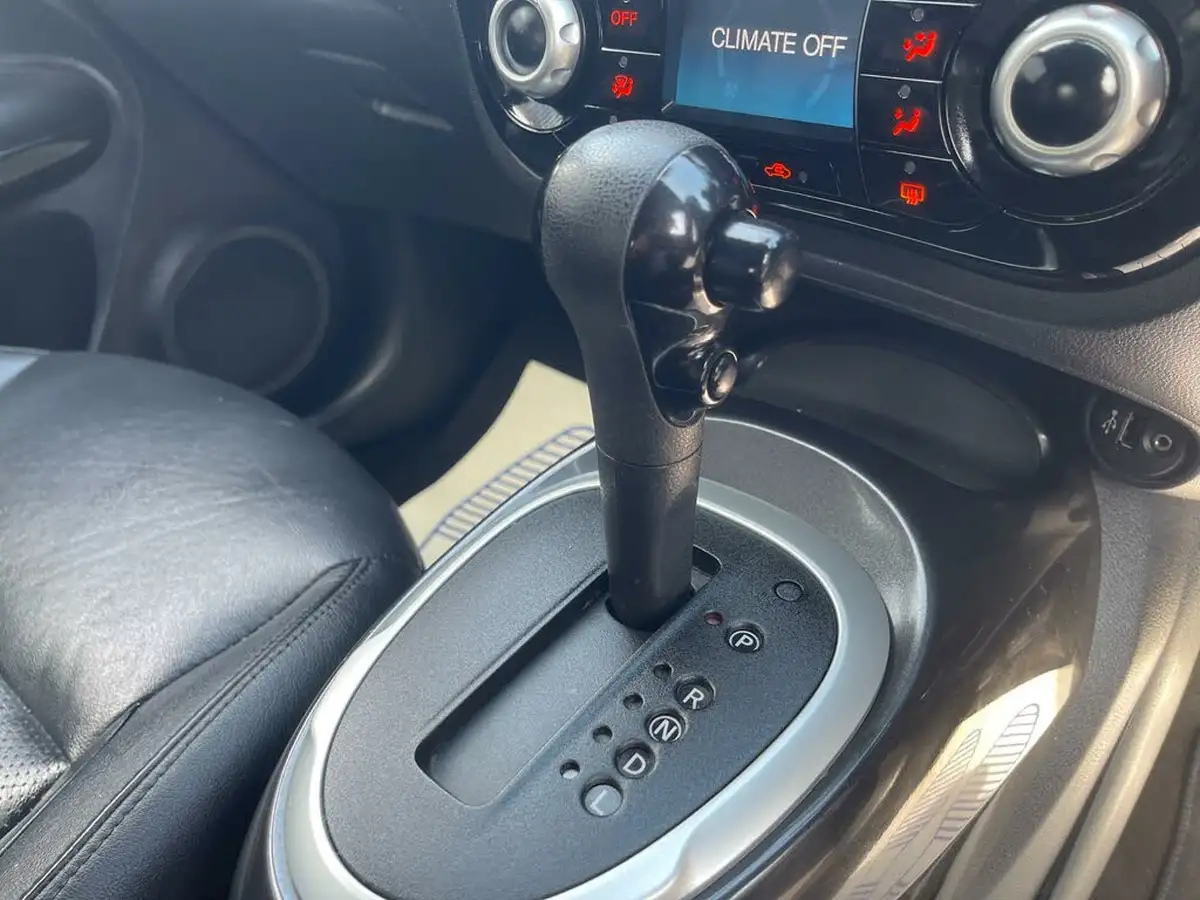 2015-nissan-juke-16-tekna-117ps-1598cc-xtronic-cvt-big-23