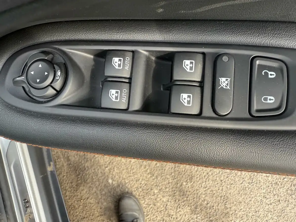 2020-jeep-compass-20multijet-ii-limited-168bhp-auto-big-37