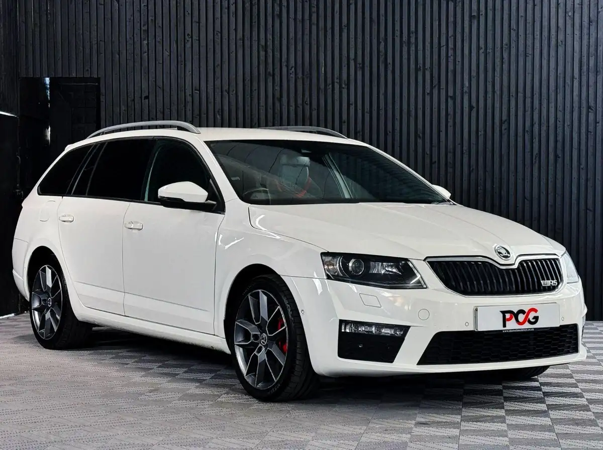 2014-skoda-octavia-20tdi-vrs-estate-dsg-big-3