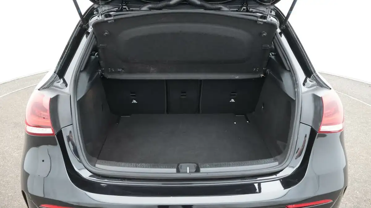 2020-mercedes-benz-a-class-13-a180-amg-line-executive-hatchback-5d-7g-dct-big-16