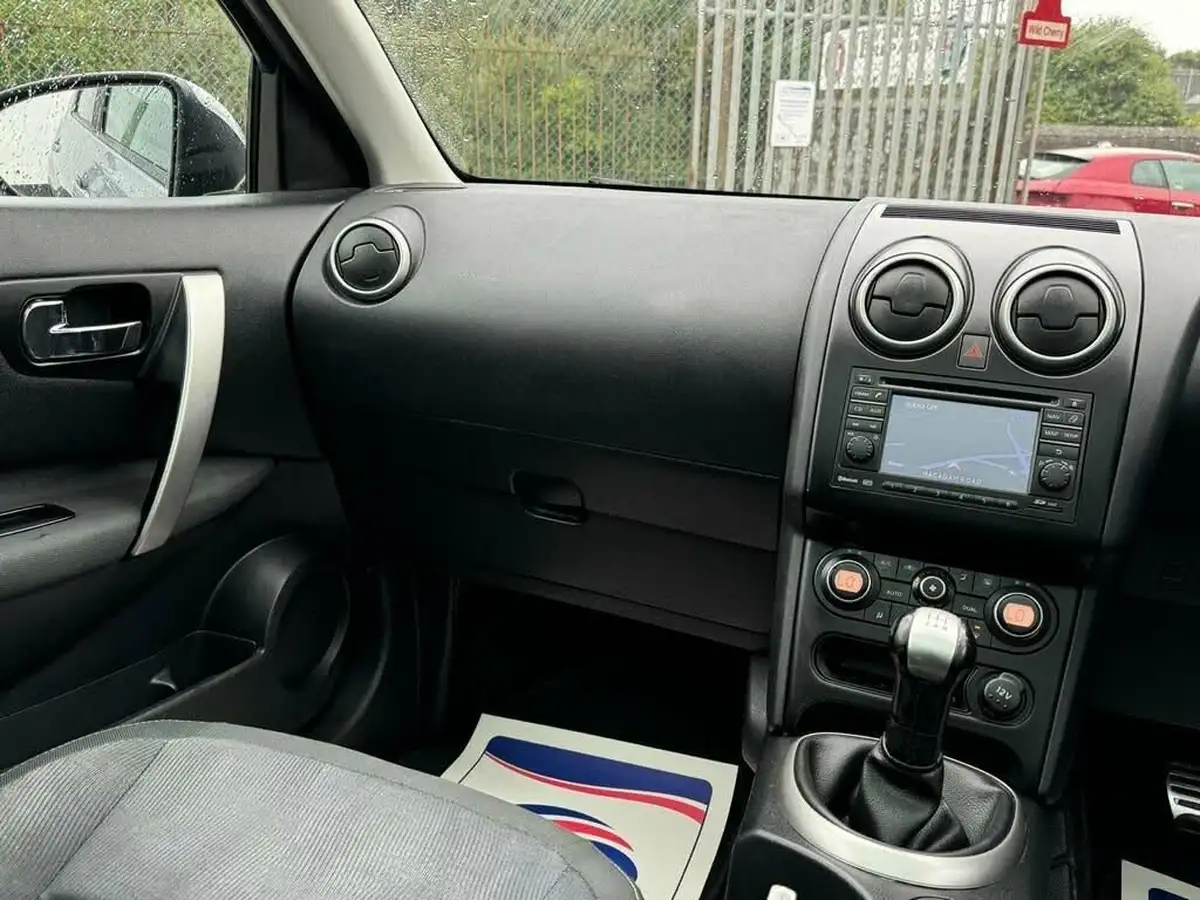 2010-nissan-qashqai-16-n-tec-big-16