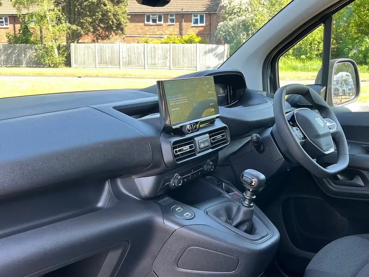 2024-peugeot-partner-15-bluehdi-professional-100pseu6d-big-6