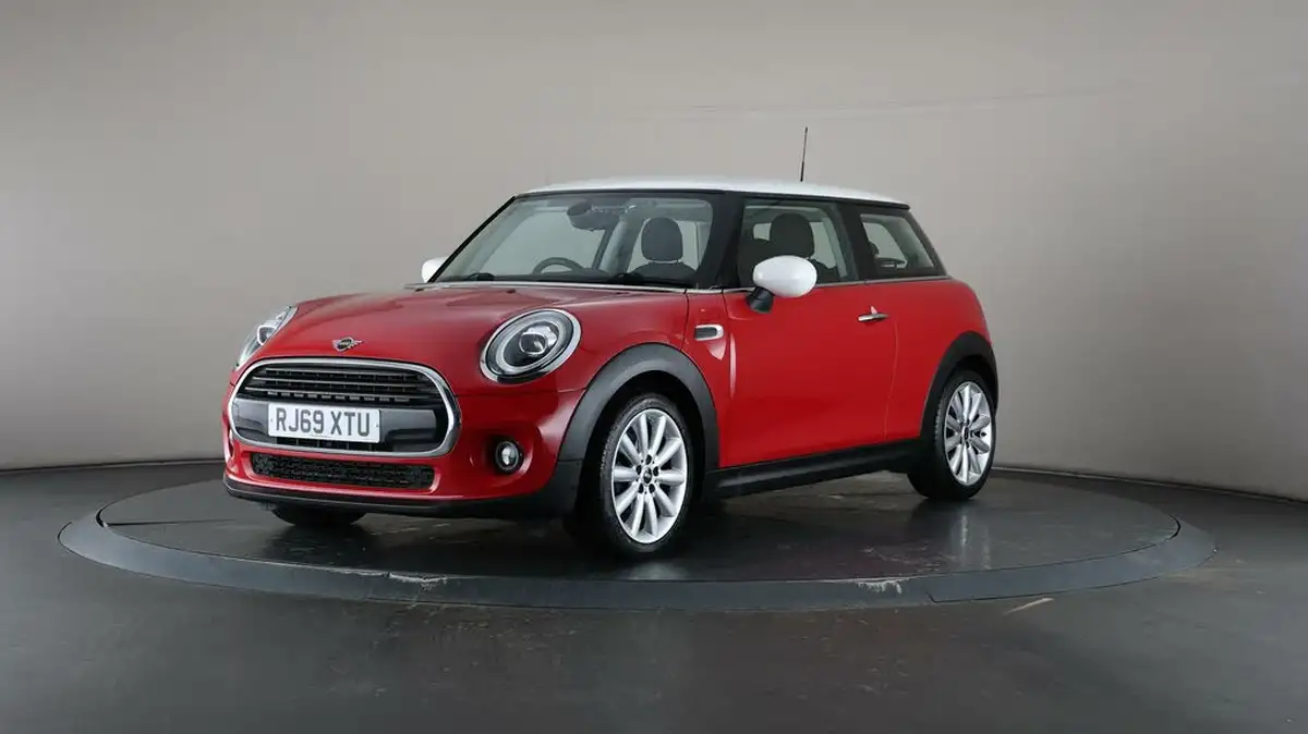 2020-mini-cooper-15-cooper-classic-hatchback-3d-big-35