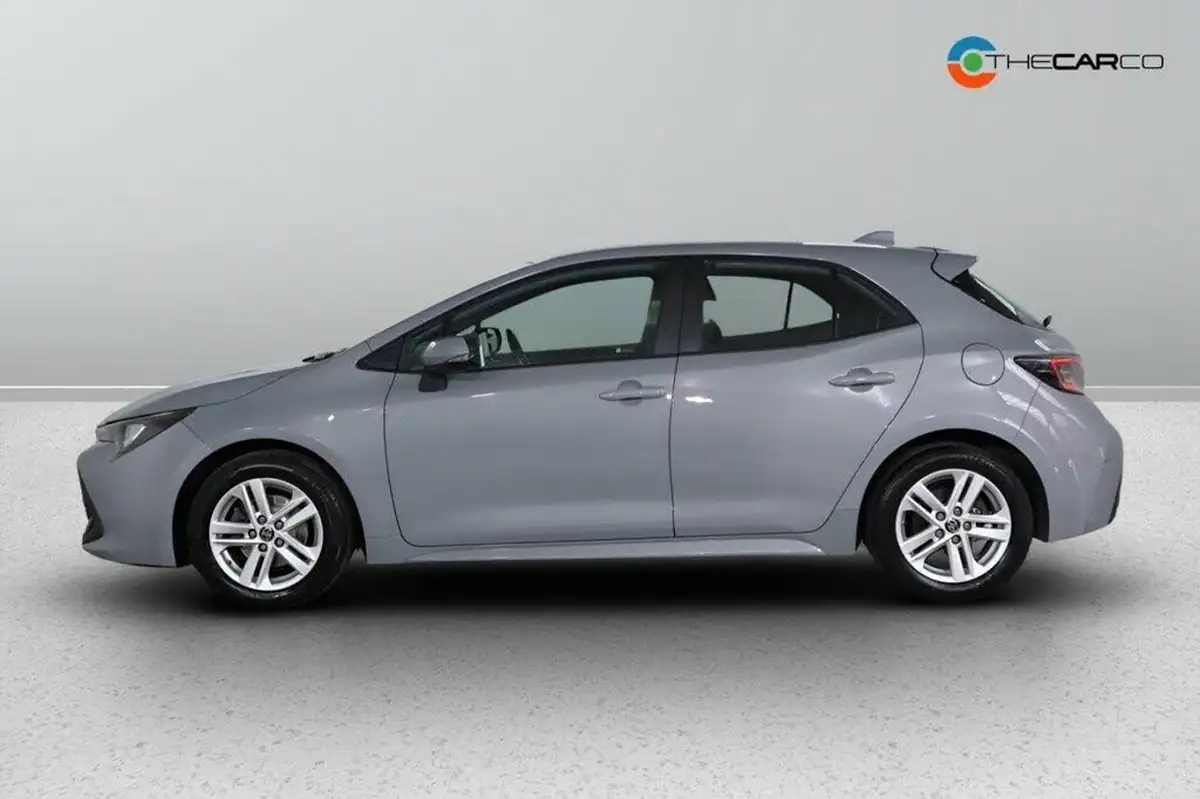 2022-toyota-corolla-18-vvt-i-icon-120bhp-trk-hatchback-5d-big-4