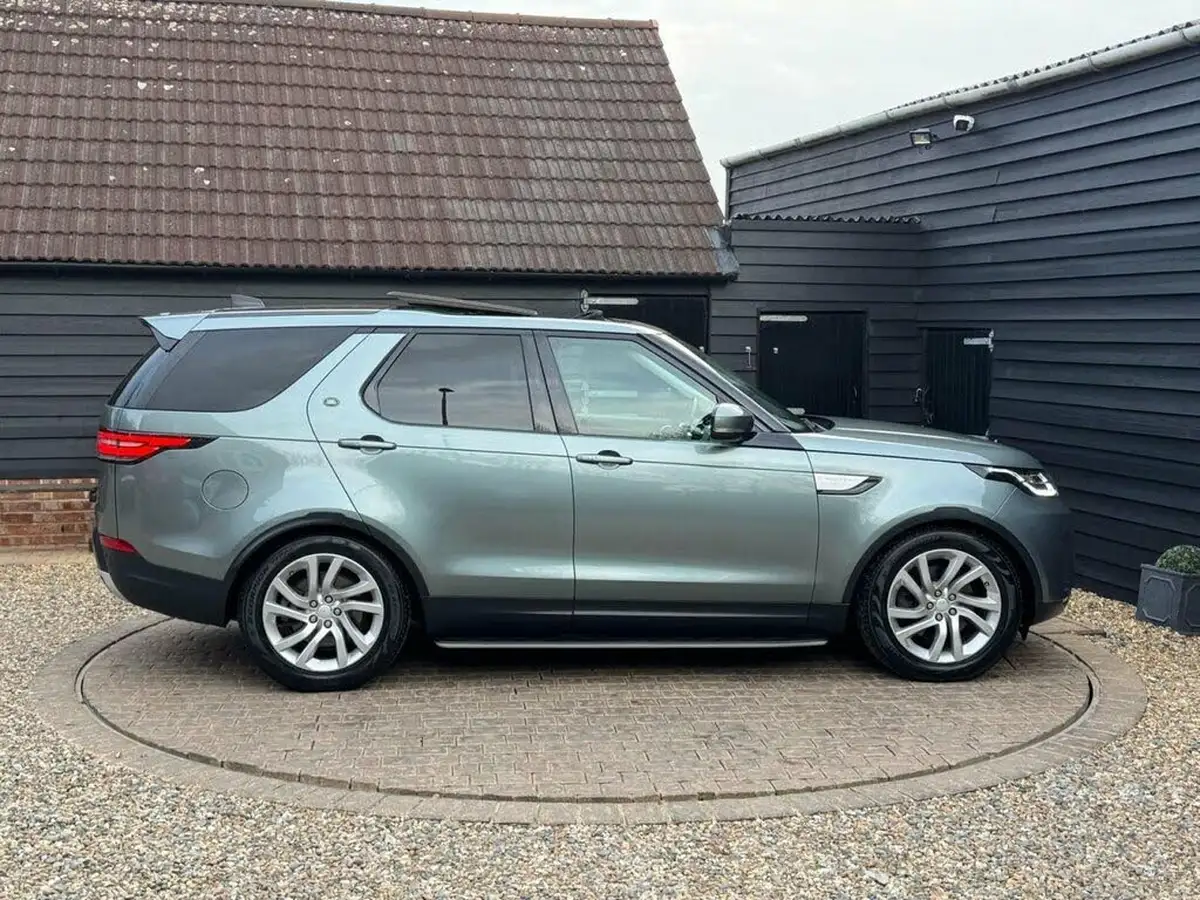 2017-land-rover-discovery-30td6-hse-259ps-awd-station-wagon-5d-auto-big-22