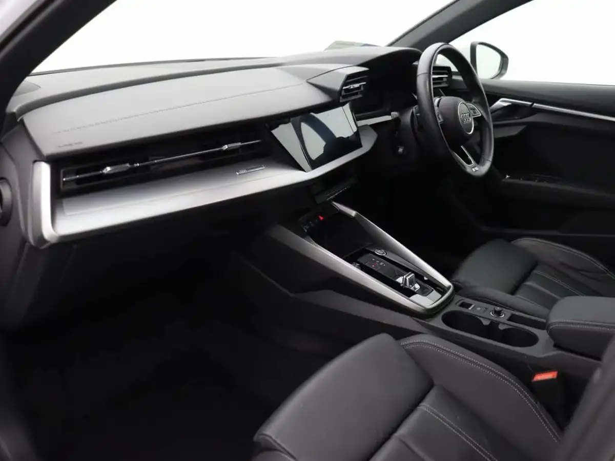 2021-audi-a3-14-40-tfsi-e-s-line-big-7