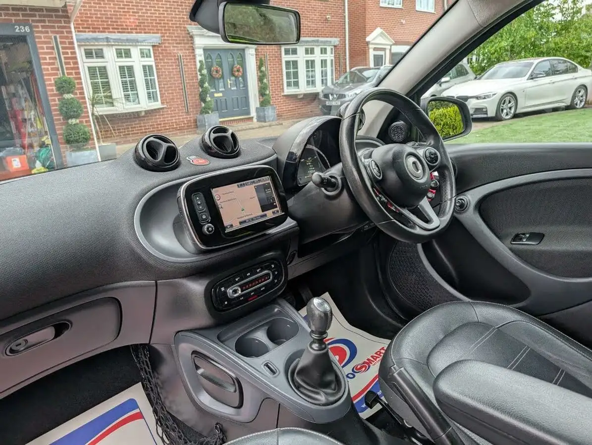 2017-smart-forfour-09-prime-90bhp-premium-plusss-big-18