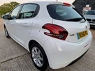 2016-peugeot-208-small-7