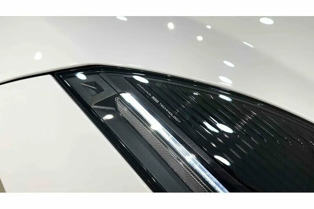 2019-jaguar-f-type-20-i4-chequered-flag-coupe-big-21