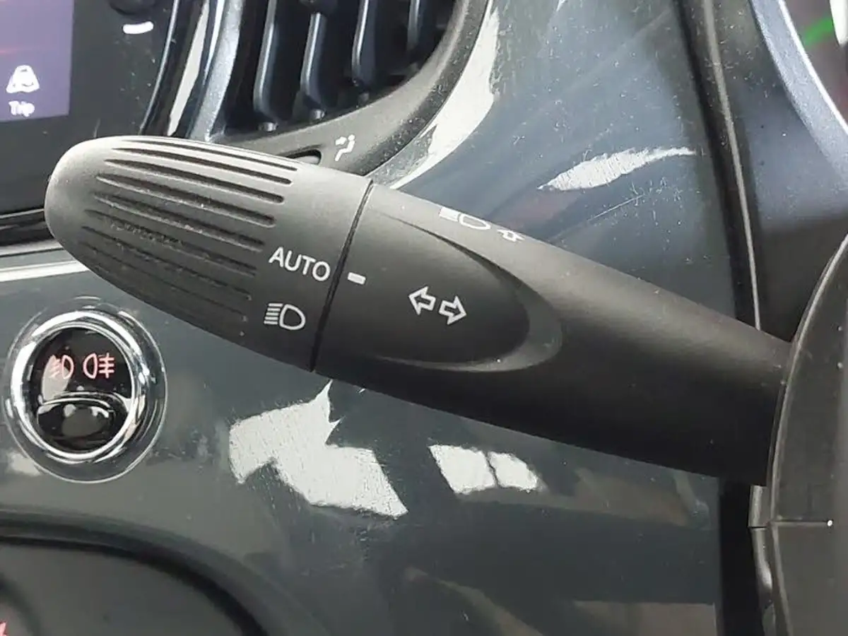 2022-fiat-500-10-dolcevita-big-13