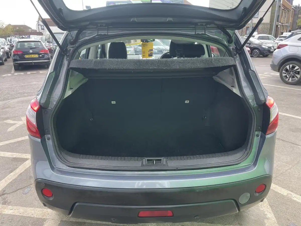 2010-nissan-qashqai-15td-acenta-big-15