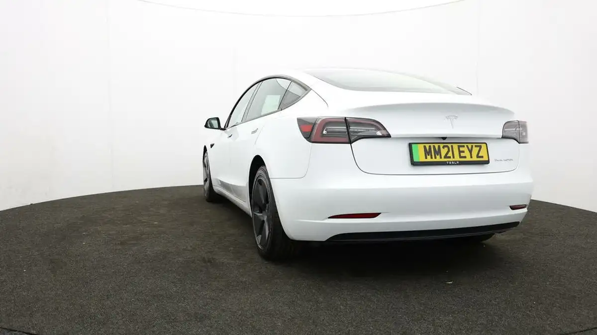 2021-tesla-model-3-e-long-range-4x4-big-24