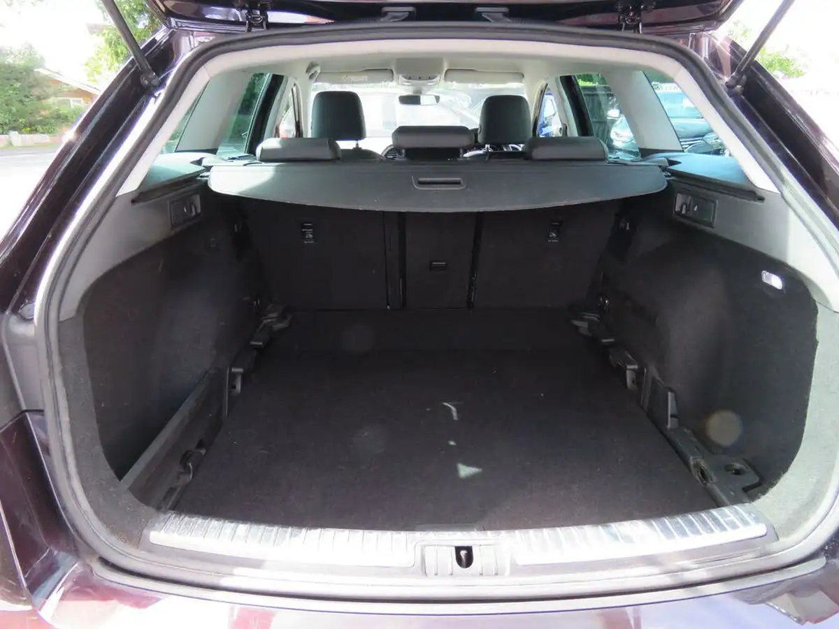 2019-seat-leon-20-tsi-xcellence-lux-estate-big-50