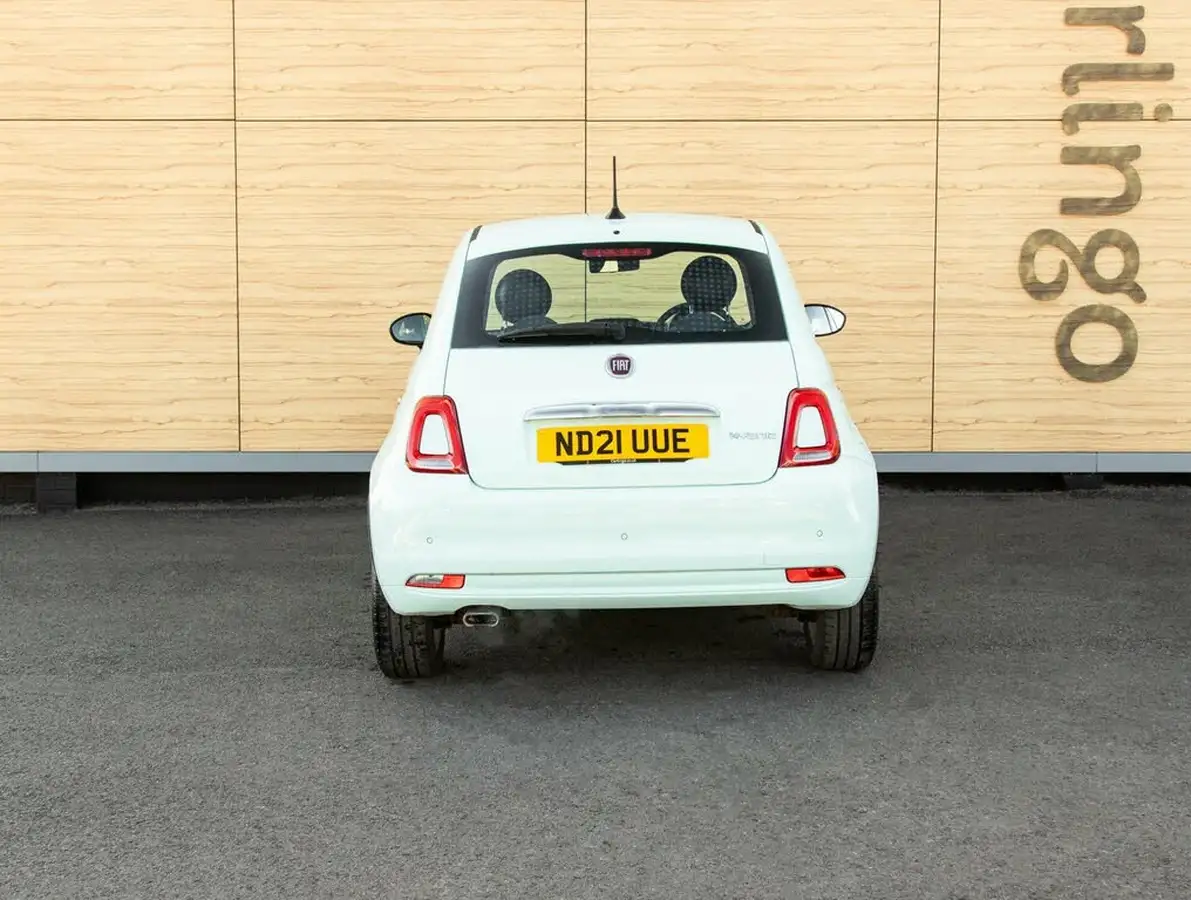 2021-fiat-500-10-lounge-big-6