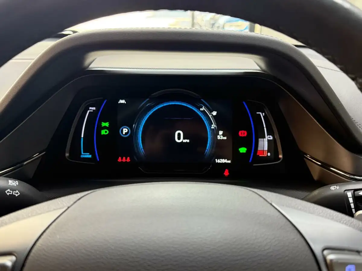 2022-hyundai-ioniq-e-premium-electric-big-31