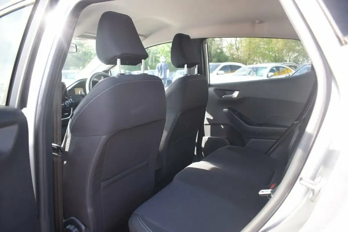 2022-ford-fiesta-10t-active-125ps-hybrid-mhev-powershift-big-8