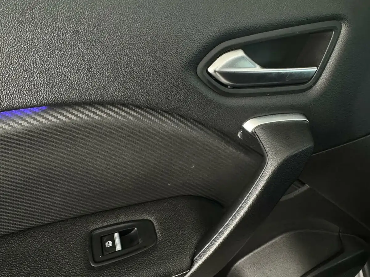 2022-renault-captur-13-tce-rs-line-edc-auto-big-50
